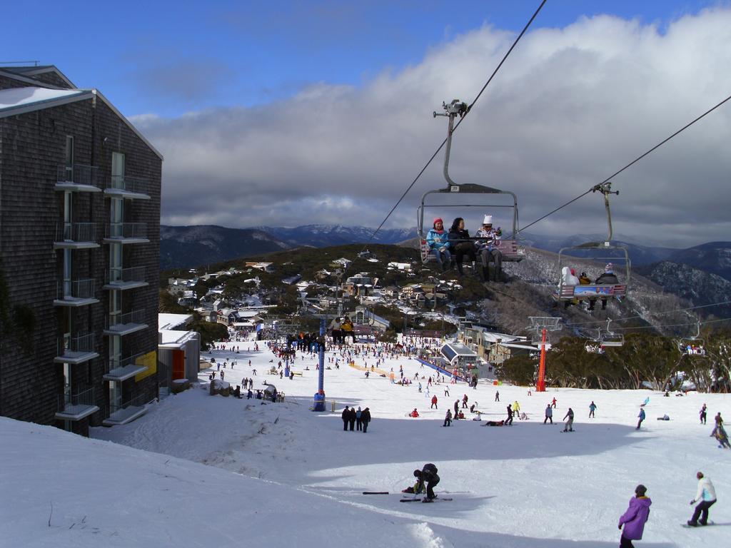 Terama Ski Lodge Маунт-Буллер Экстерьер фото